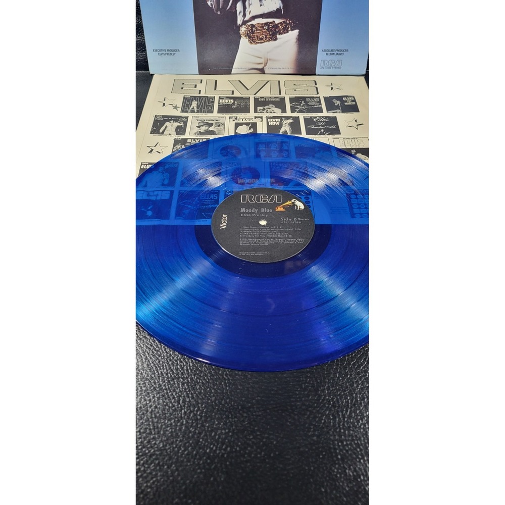 Elvis, "Moody Blue" (1977 Vinyl LP, AFL1-2428) Very Good+ Condition * - Picture 8 of 12
